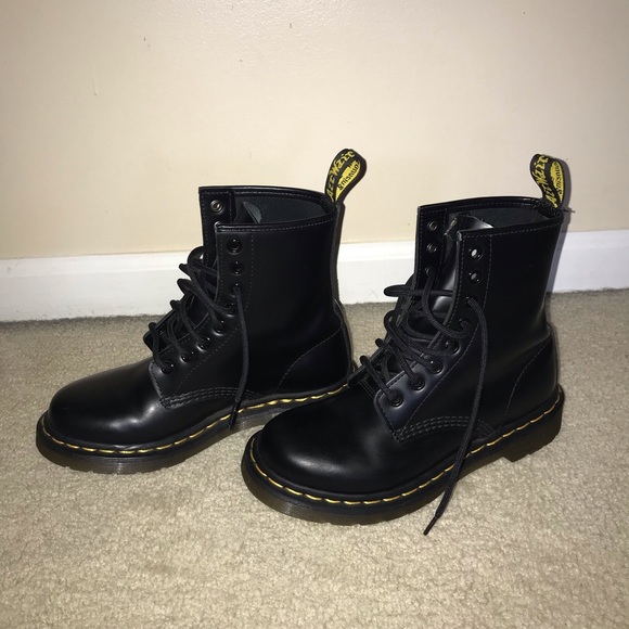 doc martens boots size 5